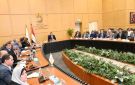 وزير الإسكان يعقد اجتماعا لمتابعة المشروعات السكنية بعدد من المدن والمحافظات - eg