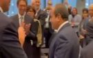 أعضاء الاتحاد الأوروبي يقفون ويصفقون لتحية الرئيس السيسي - eg