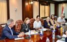 لجنة إعلام الخدمة العامة تعقد أولى اجتماعاتها - eg