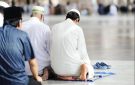حكم صلاة المنفرد والجماعة قائمة .. الإفتاء توضح - eg