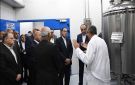رئيس الوزراء يفتتح مصنع إنتاج الخامات الدوائية ومصنع المطهرات - eg