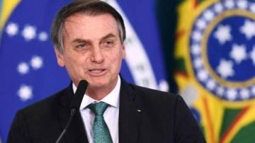 اعتقال الرئيس البرازيلي السابق بولسونارو بعد إدانته بتهمة التخطيط لانقلاب