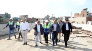 بتكلفة 334 مليون جنيه.. إنشاء كوبري سيارات أعلي مزلقان الشبانات بالزقازيق صور بتكلفة 334 مليون جنيه.. إنشاء كوبري سيارات أعلي مزلقان الشبانات بالزقازيق صور