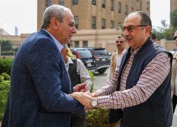 خلال زيارته لـ مصر للغزل والنسيج .. وزير قطاع الأعمال: تمثل جانبا محوريا من المشروع القومي لتطوير الصناعة