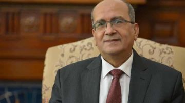 ضخ دماء جديدة في شركات مياه الشرب والصرف الصحي واستثمار الخبرات لدعم مسيرة التطوير ضخ دماء جديدة في شركات مياه الشرب والصرف الصحي واستثمار الخبرات لدعم مسيرة التطوير