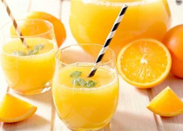 طريقة عمل عصير البرتقال.. 6 فوائد منها إزالة السموم من الجسم ومضاد للالتهاب
