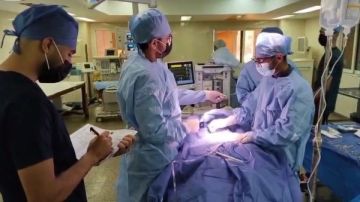 مستشفى سوهاج الجامعي ينظم دورة تدريبية لأعضاء الفريق الطبي عن سياسات الجودة في العمليات الجراحية مستشفى سوهاج الجامعي ينظم دورة تدريبية لأعضاء الفريق الطبي عن سياسات الجودة في العمليات الجراحية