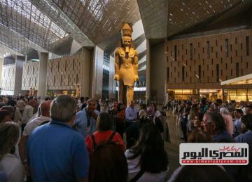 وزير السياحة والآثار: افتتاح المتحف الكبير أثار شغف المصريين والسائحين بالحضارة المصرية القديمة