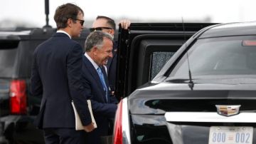 أكسيوس: مسؤولون أميركيون وأوكران يجتمعون في ميامي قبل محادثات موسكو