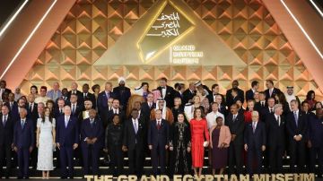 رئيس وزراء هولندا: افتتاح المتحف الكبير إنجاز تاريخي بارز لمصر