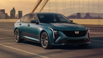 سعر ومواصفات كاديلاك CT5 موديل 2025 في السوق السعودي