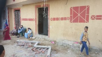 إصابة 5 أشخاص في سقوط منشر غسيل بمنزل بأسيوط إصابة 5 أشخاص في سقوط منشر غسيل بمنزل بأسيوط