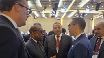 كوميسك.. الخطيب: مصر تولي اهتماما كبيرا بتعزيز التجارة البينية بين دول المجموعة