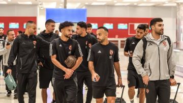 الخطيب يطالب لاعبي الأهلي بالسوبر المصري