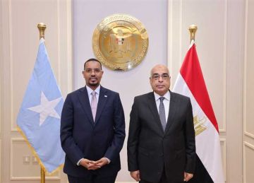 وزير العدل يستقبل نظيريه الصومالي والسوري لتعزيز التعاون القضائي (صور) وزير العدل يستقبل نظيريه الصومالي والسوري لتعزيز التعاون القضائي (صور)