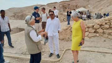 وفد سويسري رفيع في زيارة للأقصر بعد افتتاح المتحف المصري الكبير لدعم التعاون الأثري