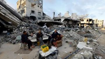 القوة الدولية المعلقة.. رفح تفجر خلافات حادة وتعطل المرحلة الثانية من هدنة غزة القوة الدولية المعلقة.. رفح تفجر خلافات حادة وتعطل المرحلة الثانية من هدنة غزة