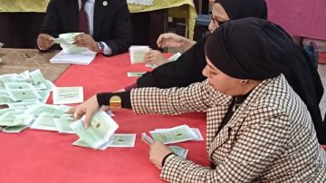 بدء فرز الأصوات بلجان وسط البلد في ختام اليوم الثاني لانتخابات النواب بدء فرز الأصوات بلجان وسط البلد في ختام اليوم الثاني لانتخابات النواب