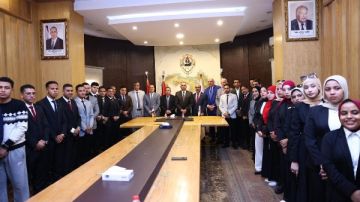 نقيب المحامين يستقبل وفدا من حقوق أسيوط.. ويؤكد: حريصون على تطوير التدريب القانوني نقيب المحامين يستقبل وفدا من حقوق أسيوط.. ويؤكد: حريصون على تطوير التدريب القانوني