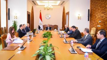 وزير الخارجية يتابع مشروع رقمنة وتحديث منظومة الوثائق والمستندات التاريخية