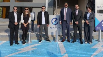 إطلاق مبادرة جديدة لتطوير منظومة شحن السيارات الكهربائية إطلاق مبادرة جديدة لتطوير منظومة شحن السيارات الكهربائية