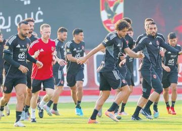الأهلي يقرر اصطحاب جميع اللاعبين إلى الإمارات لخوض السوبر