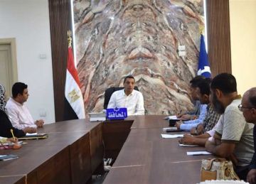 حملات تفتيش موسعة على أسواق ومحال ومطاعم السويس لضبط المخالفات حملات تفتيش موسعة على أسواق ومحال ومطاعم السويس لضبط المخالفات