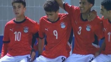 محمد الصايغ: سويسرا منتخب قوي ومنظم ولكن هدفنا الوصول لأبعد نقطة بالمونديال محمد الصايغ: سويسرا منتخب قوي ومنظم ولكن هدفنا الوصول لأبعد نقطة بالمونديال