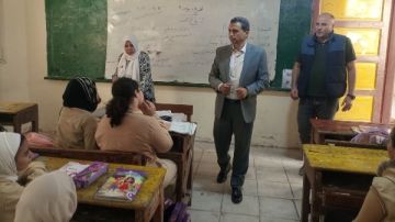 وكيل تعليم كفر الشيخ يتفقد عددا من مدارس إدارة شرق صور