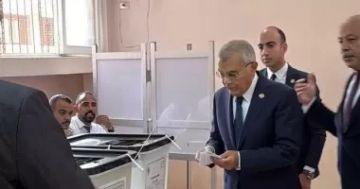 رئيس مجلس الشيوخ يدلي بصوته في انتخابات النواب 2025