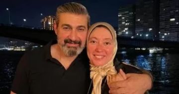 ياسر جلال ينشر صوره مع زوجته ويعلق: كل سنة وأنتي طيبة يا حبيبتى