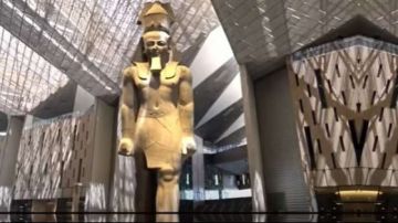 عدونا كان عايز يلعب.. أستاذ تاريخ يكشف سرا بشأن المتحف المصري الكبير