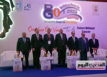 عوض تاج الدين: الرئيس السيسي يتابع أسبوعيا مراحل إنجاز مستشفى 500 500 تمهيدا لافتتاحه عوض تاج الدين: الرئيس السيسي يتابع أسبوعيا مراحل إنجاز مستشفى 500 500 تمهيدا لافتتاحه