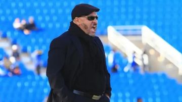 مصدر بالزمالك يكشف حقيقة التفاوض مع الجزائري نور الدين بن زكري مصدر بالزمالك يكشف حقيقة التفاوض مع الجزائري نور الدين بن زكري