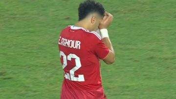 الأهلي يكشف عن حقيقة وجود عروض لـ إمام عاشور الأهلي يكشف عن حقيقة وجود عروض لـ إمام عاشور