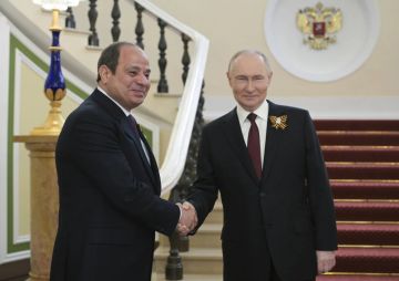 السيسي وبوتين يشاركان في فعالية تركيب وعاء ضغط المفاعل للوحدة النووية الأولى في مصر