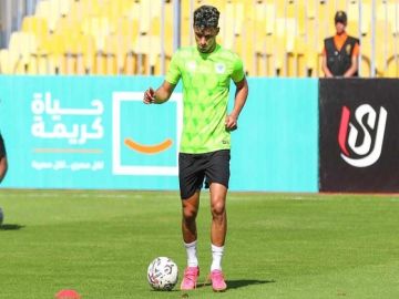 المصري يكشف حقيقة مفاوضات الأهلي مع أحمد عيد وخالد صبحي المصري يكشف حقيقة مفاوضات الأهلي مع أحمد عيد وخالد صبحي