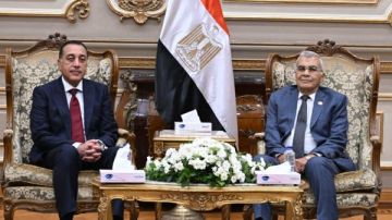 في زيارة رسمية .. مدبولي يهنئ عصام فريد برئاسة مجلس الشيوخ في زيارة رسمية .. مدبولي يهنئ عصام فريد برئاسة مجلس الشيوخ