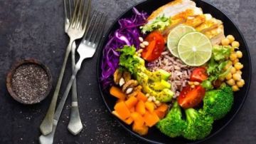 أطعمة تساعدك على الحصول على كلى نظيفة وسليمة وقوية.. أحرص عليها أطعمة تساعدك على الحصول على كلى نظيفة وسليمة وقوية.. أحرص عليها