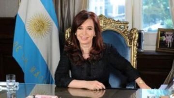 أكبر محاكمة فساد في الأرجنتين.. 87 متهما بينهم رئيسة البلاد ودفاتر تفضح أسرار الرشاوى أكبر محاكمة فساد في الأرجنتين.. 87 متهما بينهم رئيسة البلاد ودفاتر تفضح أسرار الرشاوى