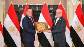 تفاصيل احتفالية ضخمة للنيابة العامة تحول المضبوطات الذهبية إلى احتياطي استراتيجي صور تفاصيل احتفالية ضخمة للنيابة العامة تحول المضبوطات الذهبية إلى احتياطي استراتيجي صور