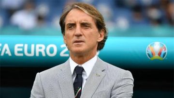 مانشيني يقترب من تدريب السد القطري