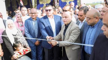 وزير الإسكان ومحافظ كفر الشيخ يفتتحان محطة مياه دقميرة النموذجية صور