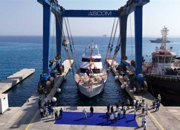 الفريق أسامة ربيع يشهد تدشين باكورة إنتاج شركة قناة السويس من اليخوت (تفاصيل وصور)