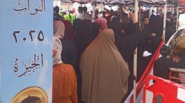 انتخابات مجلس النواب 2025.. إقبال نسائي كبير على لجنة محمد كريم بالجيزة