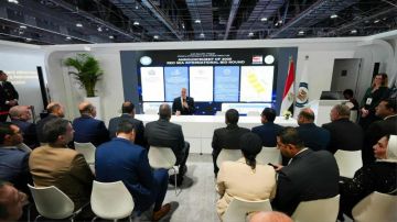 مصر تطرح مزايدة عالمية للبحث والاستكشاف في البحر الأحمر مصر تطرح مزايدة عالمية للبحث والاستكشاف في البحر الأحمر