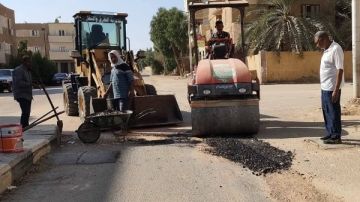 الوادى الجديد.. استكمال رصف وازدواج الطرق ضمن خطة التطوير ورفع الكفاءة