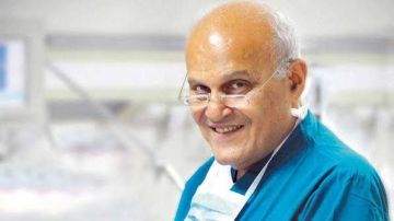 مجدي يعقوب يروي تفاصيل لأول مرة عن مرحلة الطفولة وحبه للطب مجدي يعقوب يروي تفاصيل لأول مرة عن مرحلة الطفولة وحبه للطب