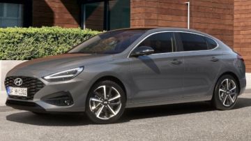 مواصفات هيونداي I30 الهاتشباك 2026 صور