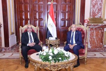 وزير العدل يزور رئيس مجلس الشيوخ لتهنئته بتولي منصبه وزير العدل يزور رئيس مجلس الشيوخ لتهنئته بتولي منصبه